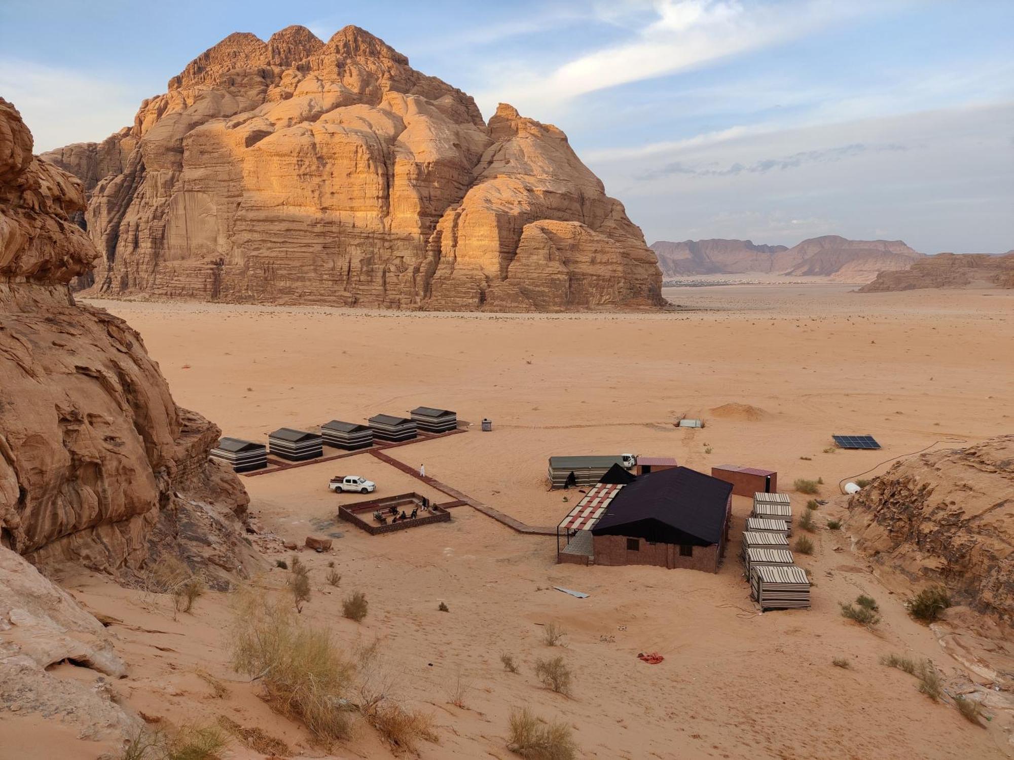 Rehana Rum Camp Hotell Wadi Rum Exteriör bild